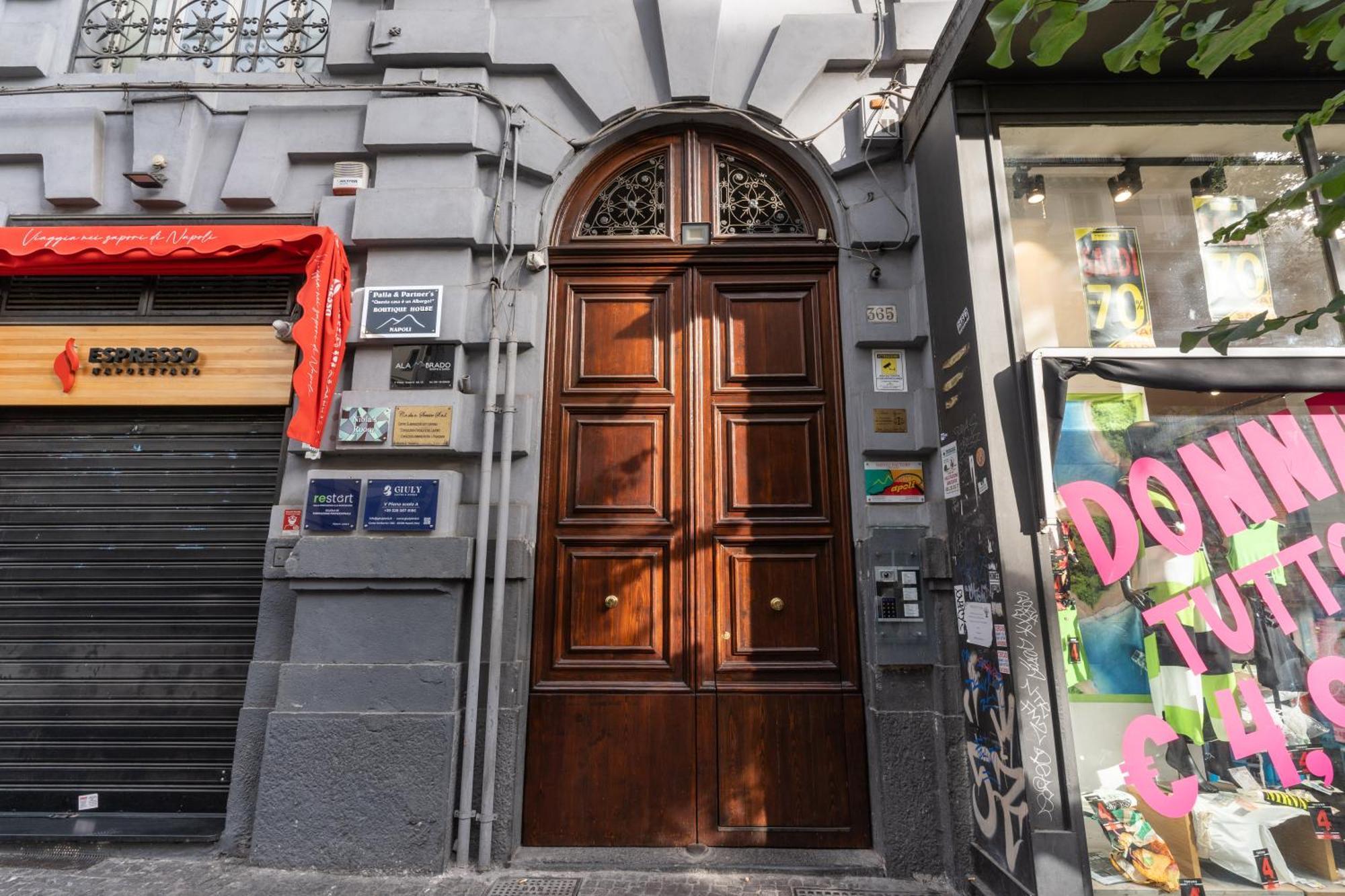 Nibla'S Room Napoli Nápoles Exterior foto